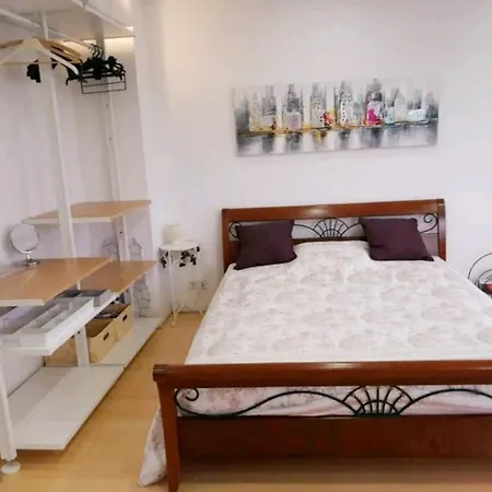 Beautiful Studio-penthouse Near The Center Luxemburgo